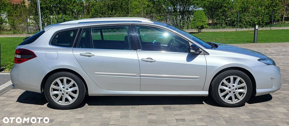Renault Laguna 2.0 dCi FAP Initiale - 7