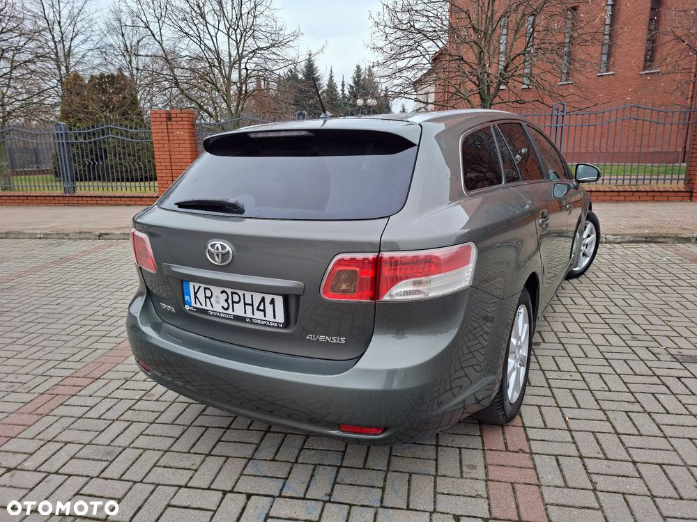 Toyota Avensis 2.0 Sol plus NAVI - 5