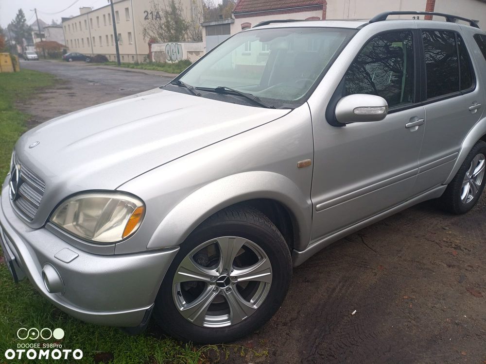 Mercedes-Benz ML 55 AMG - 6
