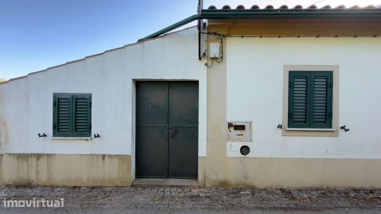 Moradia T2 com Terreno – São Miguel do Rio Torto, Abrantes - Grande imagem: 5/23