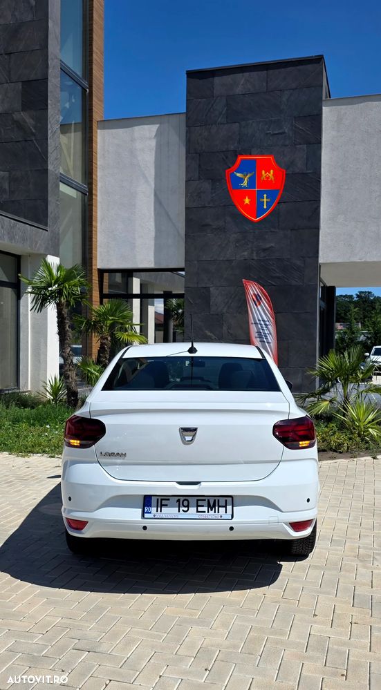 Dacia Logan TCe 90 MT5 Essential - 12