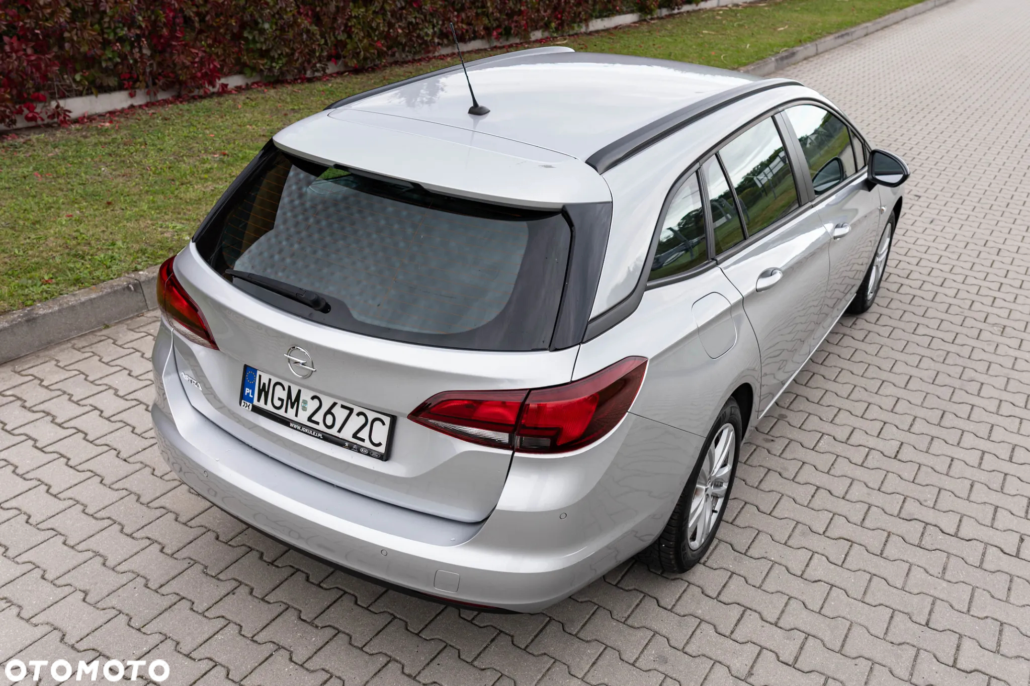 Opel Astra V 1.4 T Edition S&S - 10