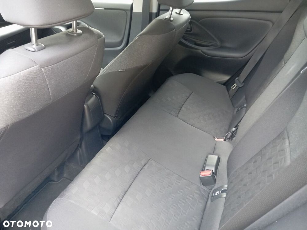 Toyota Yaris Hybrid 1.5 Style - 11