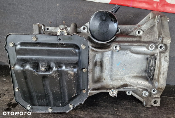 MISKA OLEJOWA 21135-2B000 1.4 G4FA HYUNDAI i30 KIA