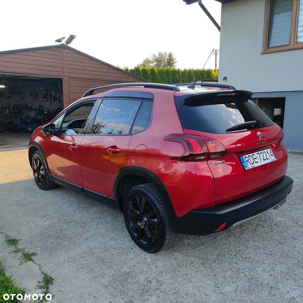 Peugeot 2008 1.2 Pure Tech Allure S&S - 3