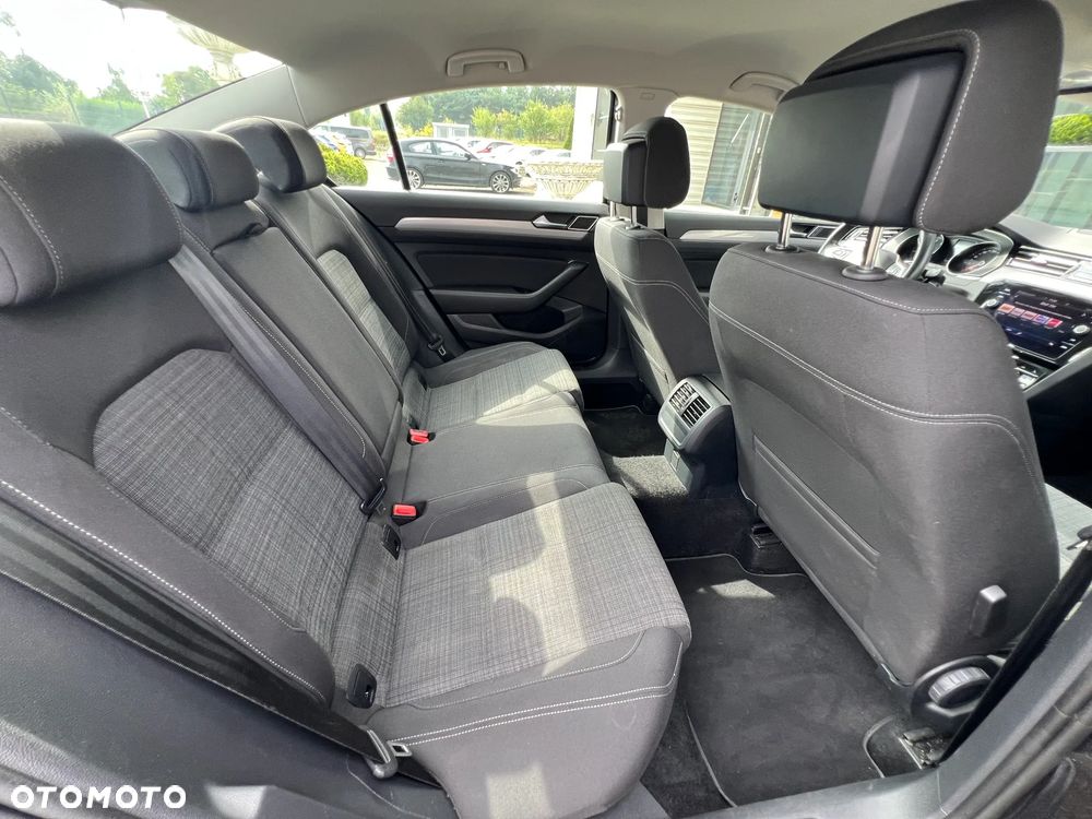 Volkswagen Passat 1.5 TSI EVO Essence DSG - 24