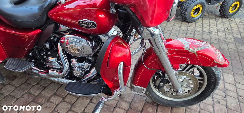 Harley-Davidson FLH Electra Glide - 6