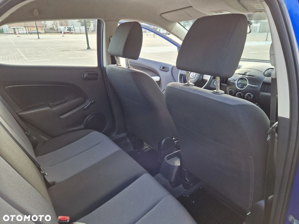 Mazda 2 - 12