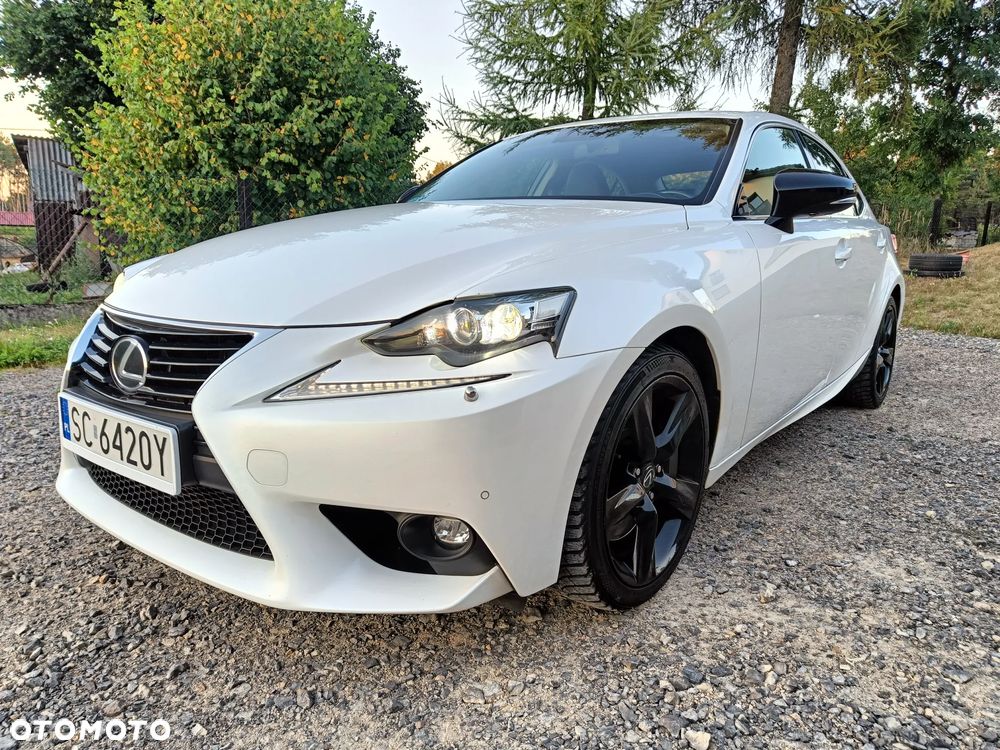 Lexus IS 200t / 300 Black - 11