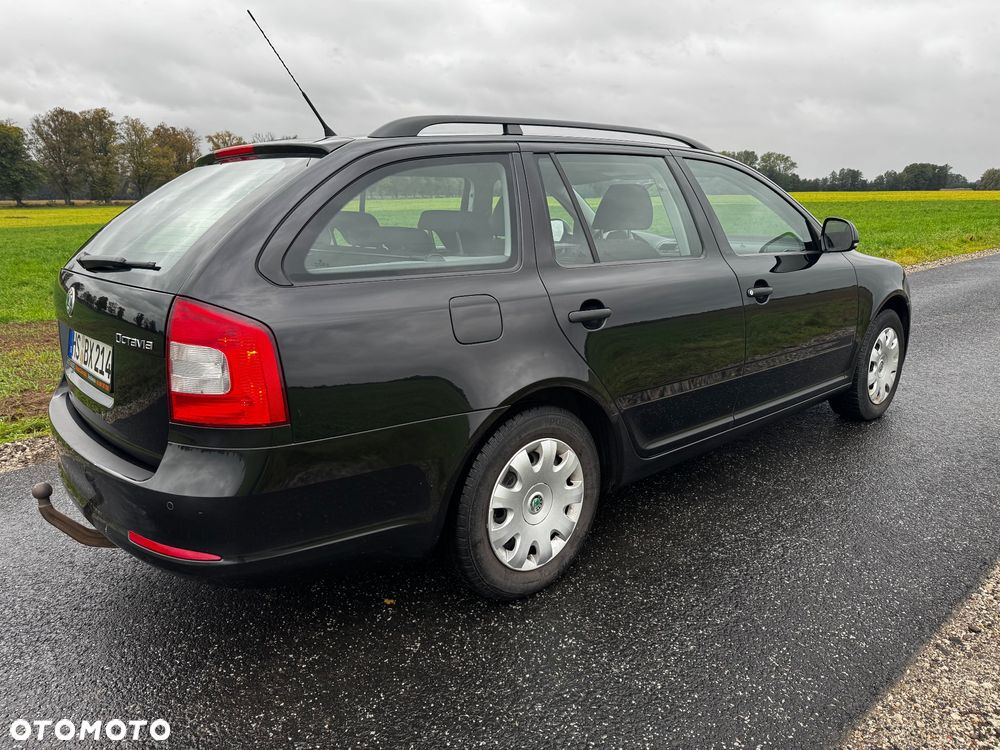 Skoda Octavia Combi 1.4 TSI Ambiente - 11
