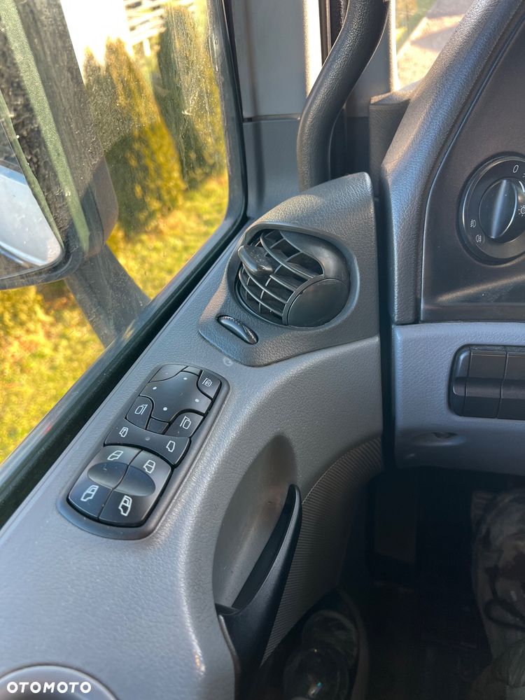 Mercedes-Benz Actros - 13