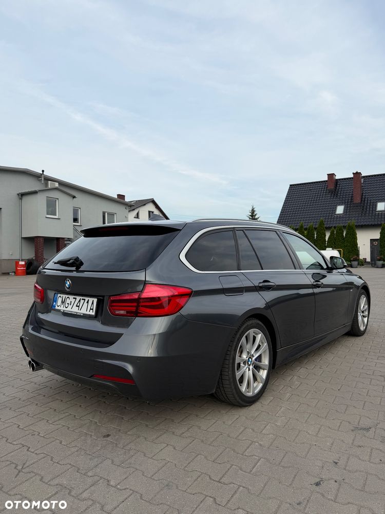 BMW Seria 3 320d M Sport - 5