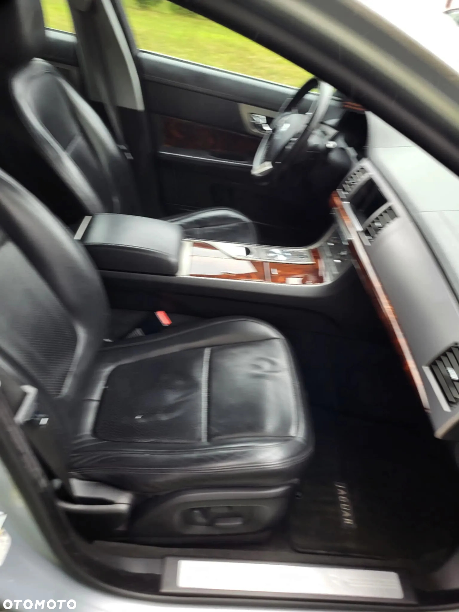 Jaguar XF 3.0 V6 Premium Luxury - 7