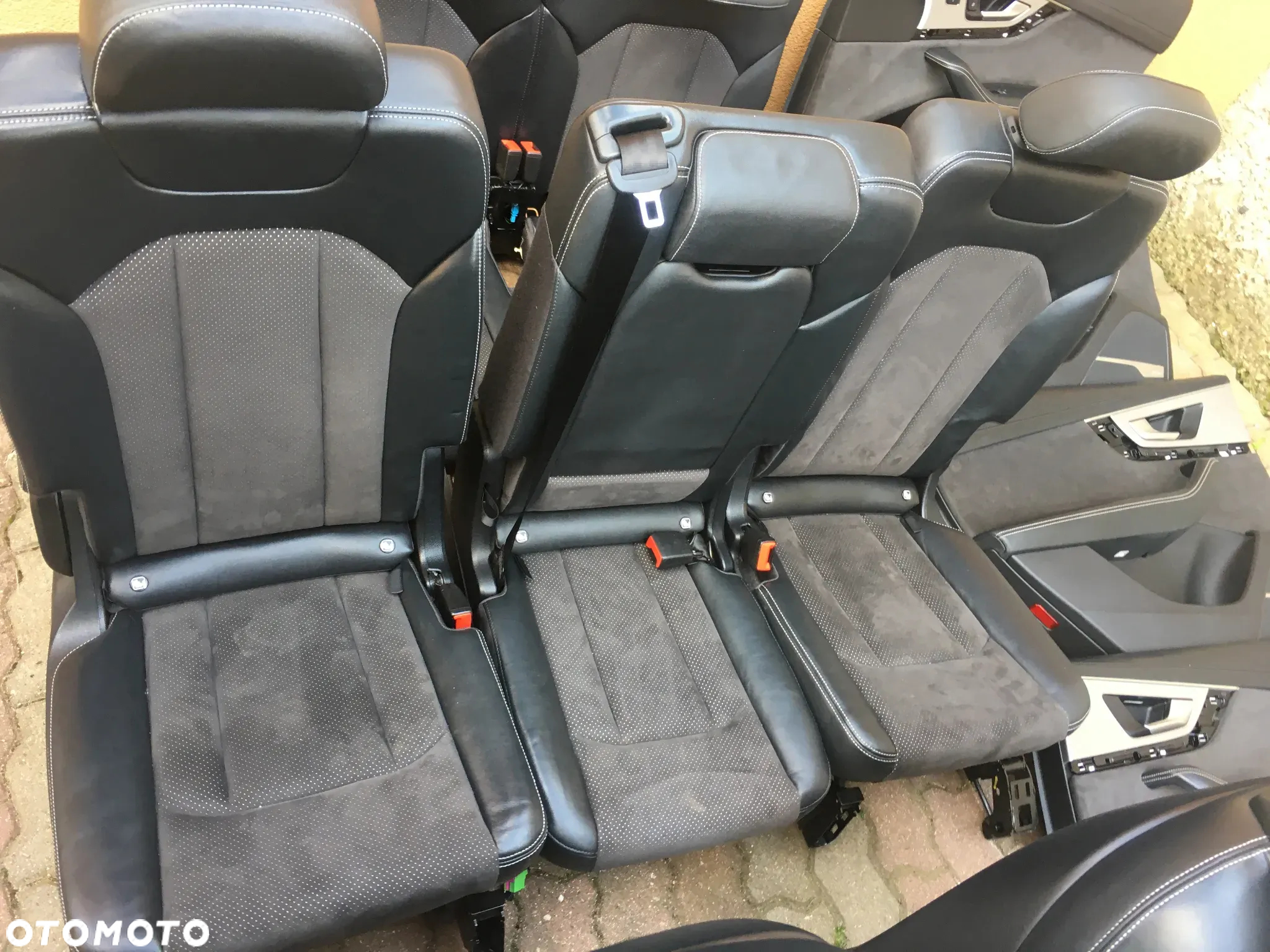 AUDI Q7 4M / S-Line / FOTEL FOTELE KANAPA BOCZKI TAPICERKA / SKÓRA CZARNA / 7 OSOBOWA / ISOFIX / ORYGINAŁ - 16