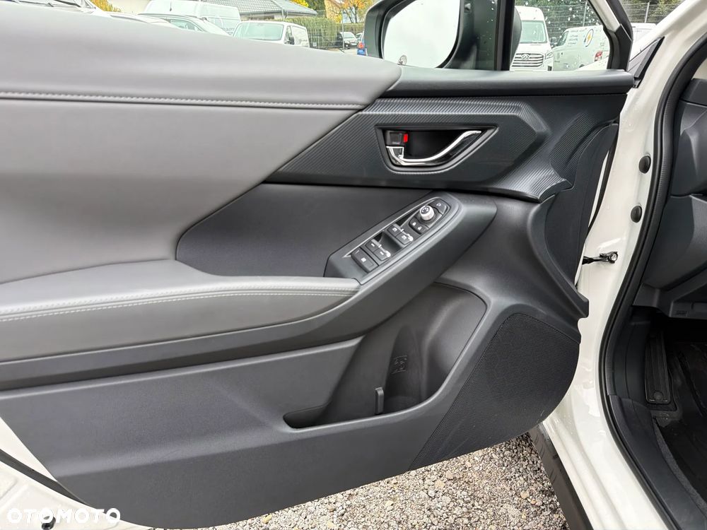 Subaru Crosstrek 2.0i-S e-Boxer Platinum (EyeSight) Lineartronic - 11