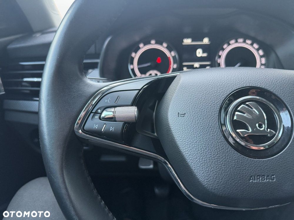 Skoda Kamiq 1.5 TSI Ambition - 16