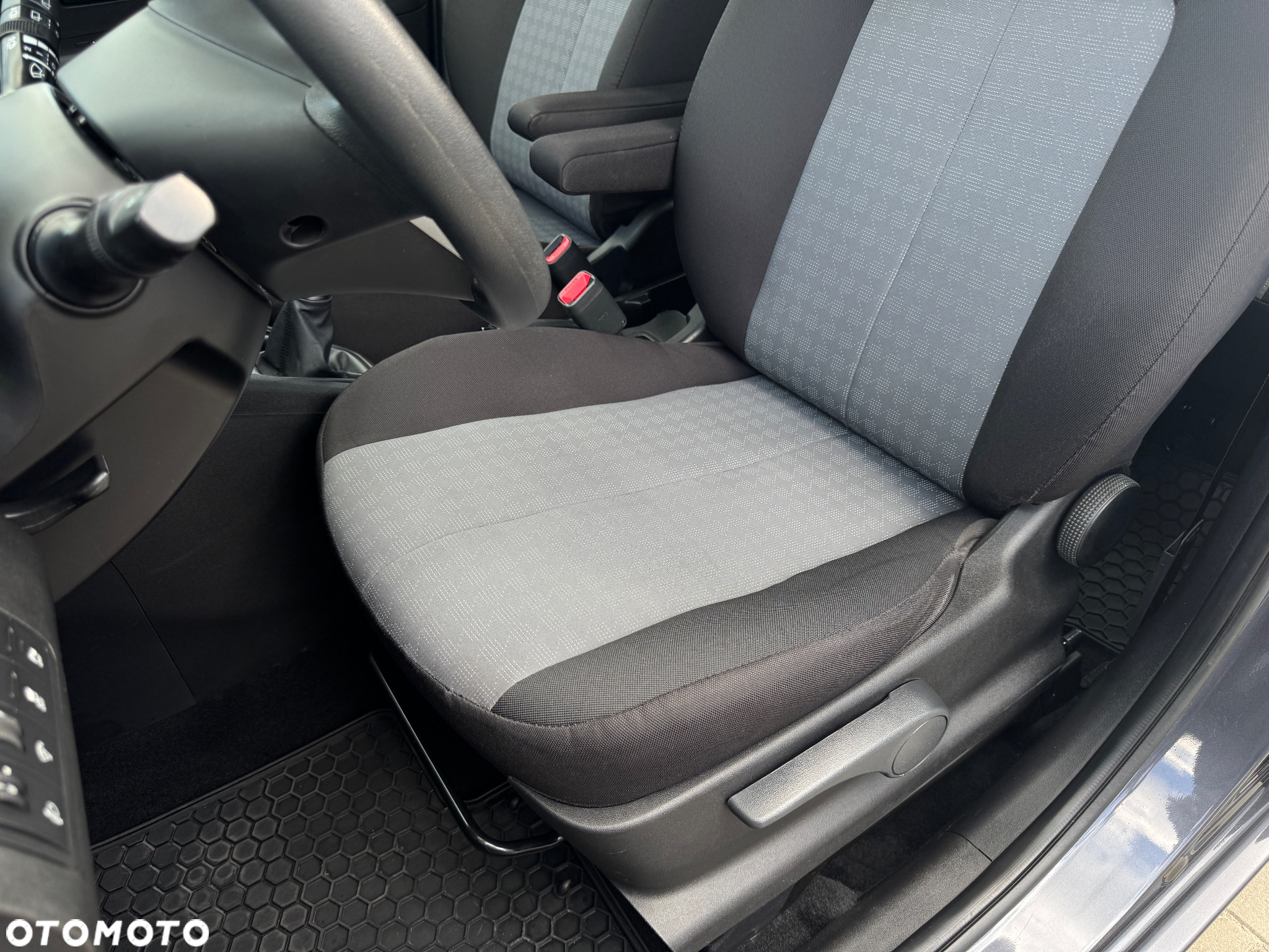 Kia Venga 1.6 M - 11