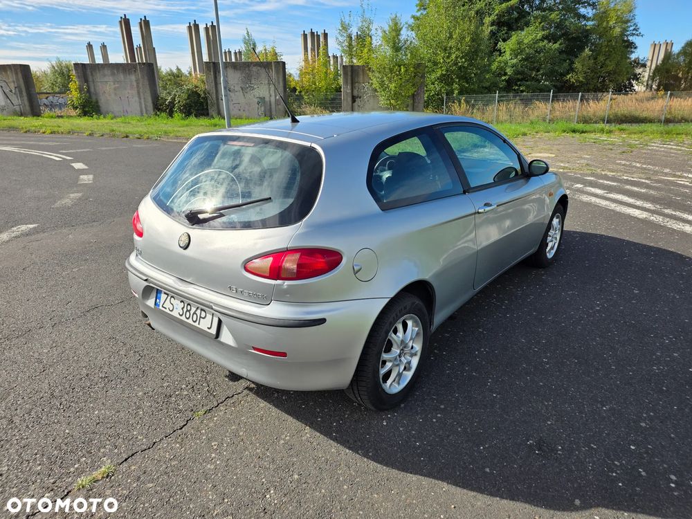 Alfa Romeo 147 1.6 T.S Progression - 4