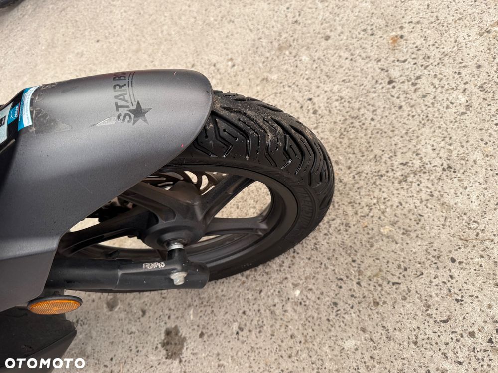 Honda PCX - 16