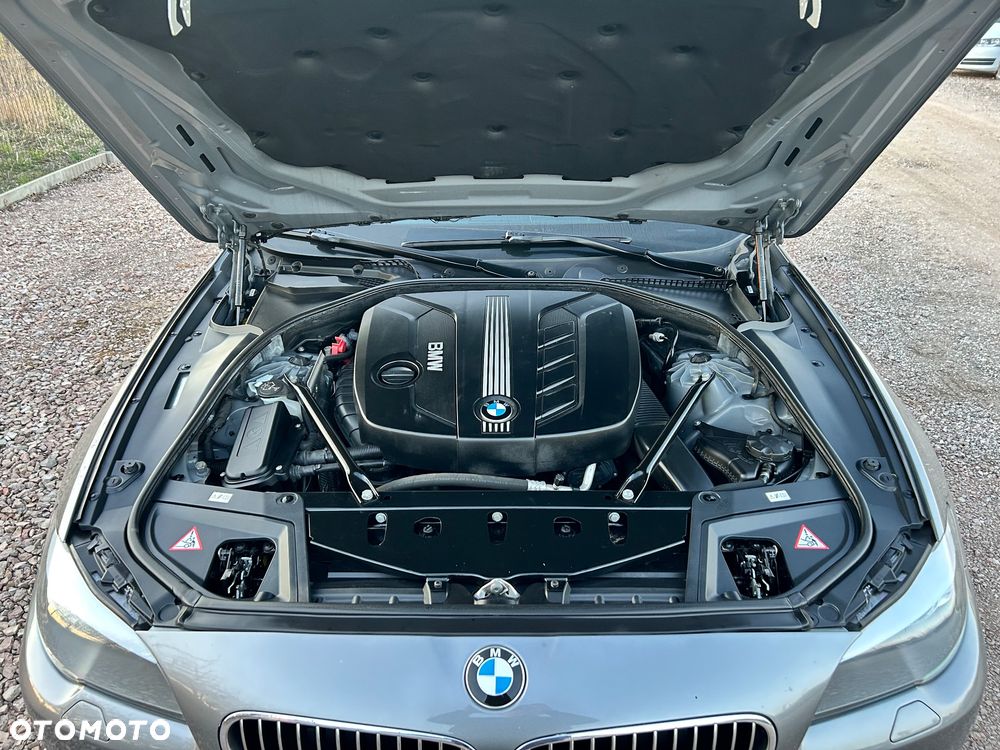 BMW Seria 5 520d - 19