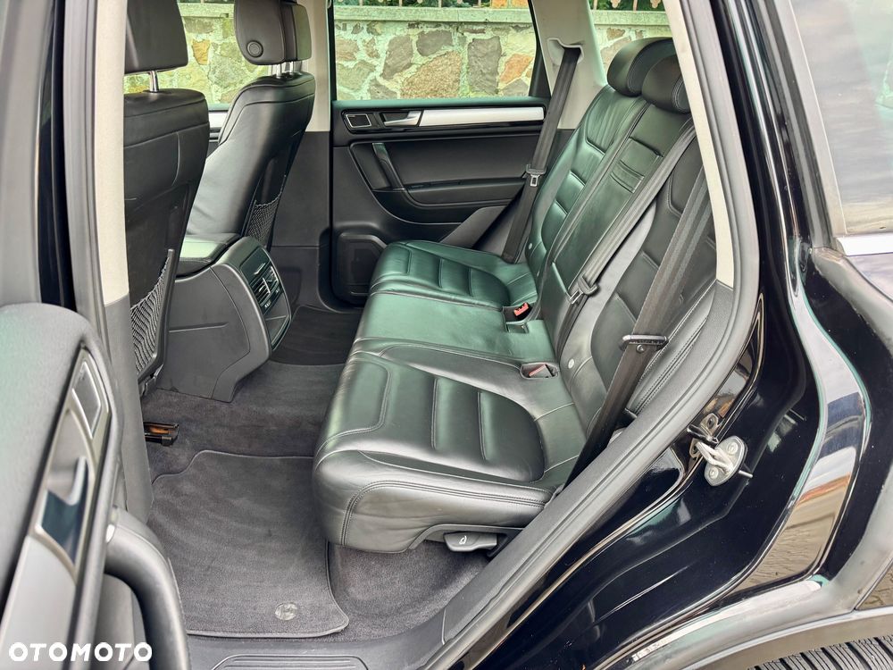 Volkswagen Touareg - 21