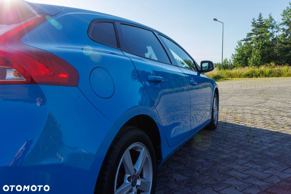 Volvo V40 D3 Kinetic - 22