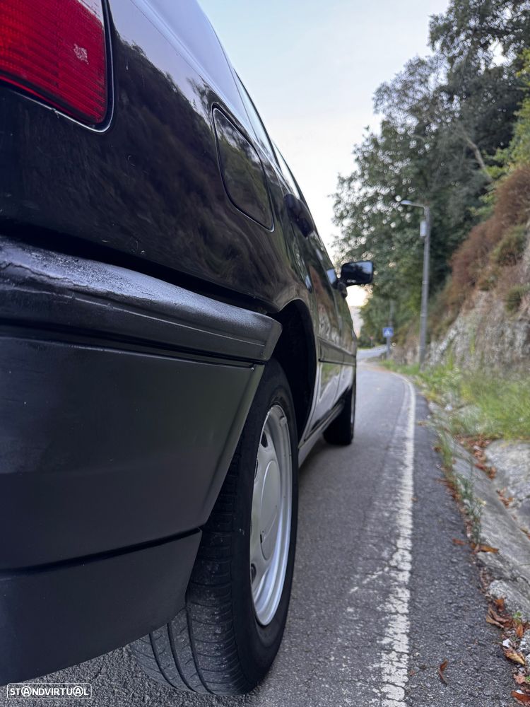VW Golf 1.4 CL - 21