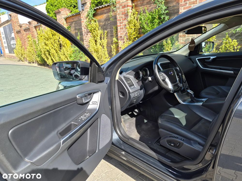 Volvo XC 60 - 12