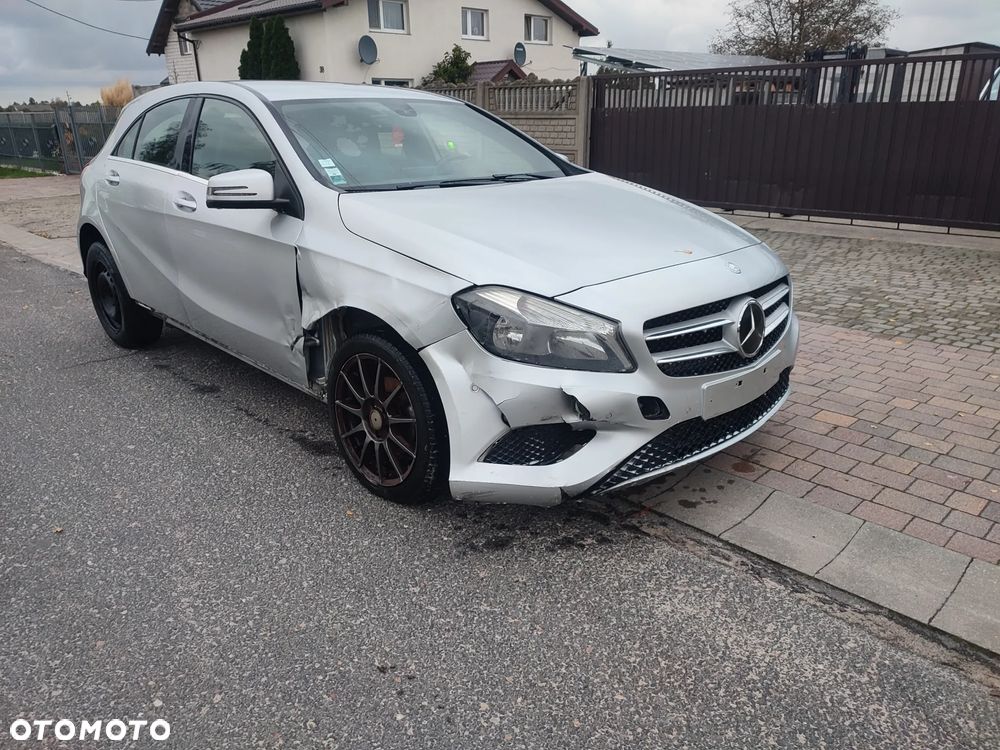 Mercedes-Benz Klasa A 180 d Progressive - 11