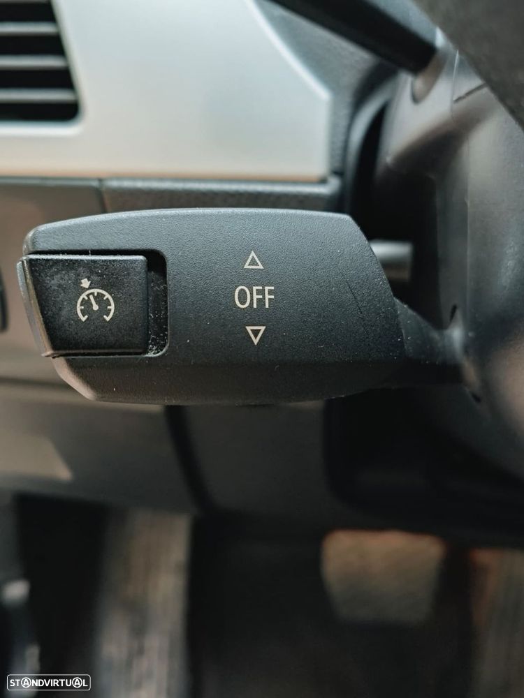 BMW 320 d Touring Navigation Auto - 11