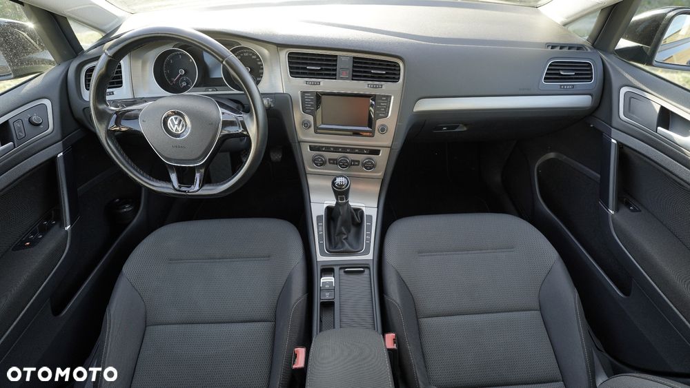 Volkswagen Golf 2.0 TDI (BlueMotion Technology) Comfortline - 23