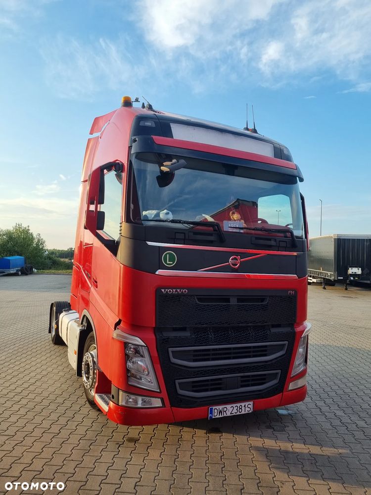 Volvo mega , low - 2