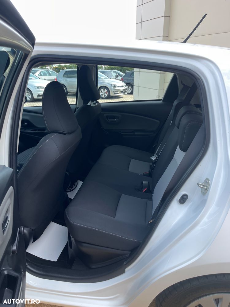Toyota Yaris 1.5 VVT-i HSD Active - 27