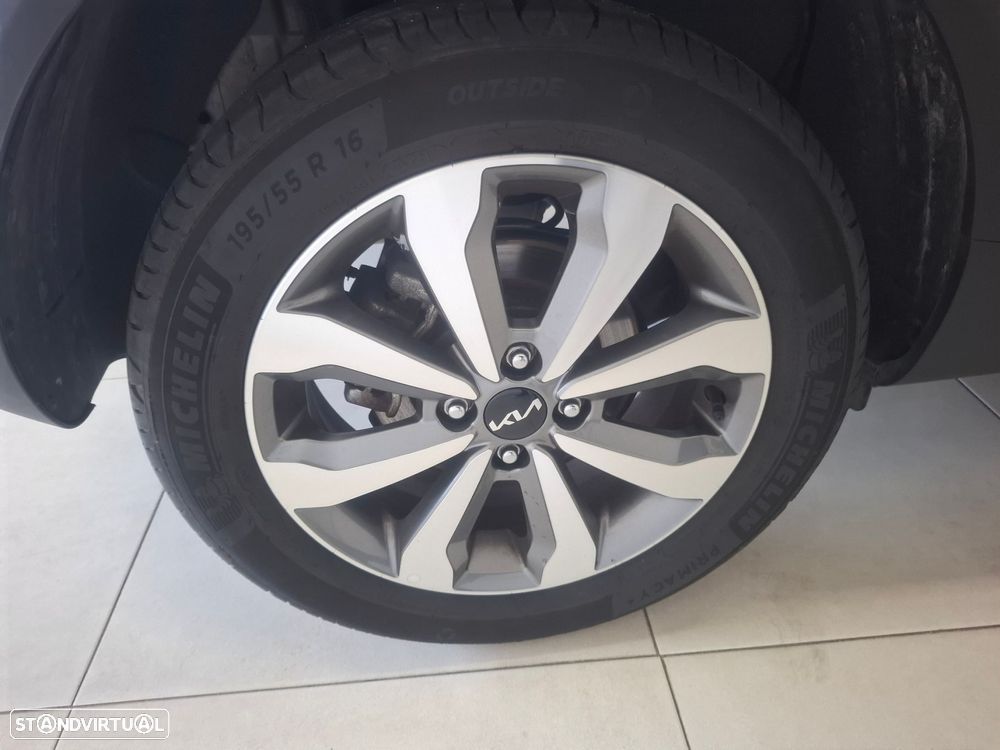 Kia Stonic 1.2 Dynamic - 12