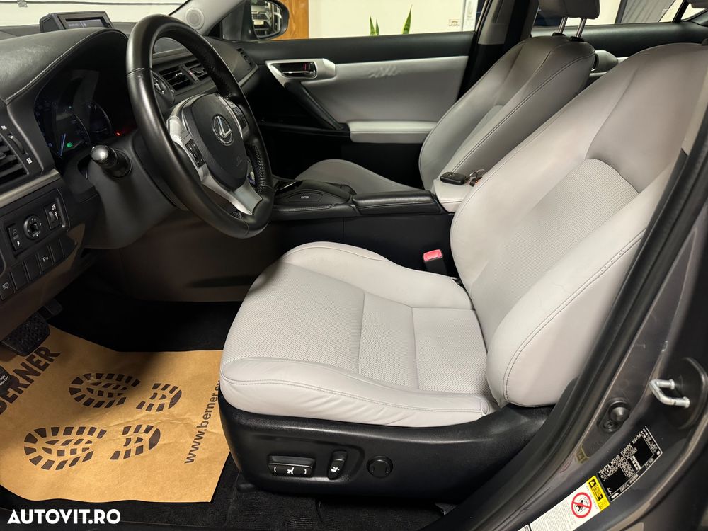 Lexus CT 200h Aut. Luxury - 27
