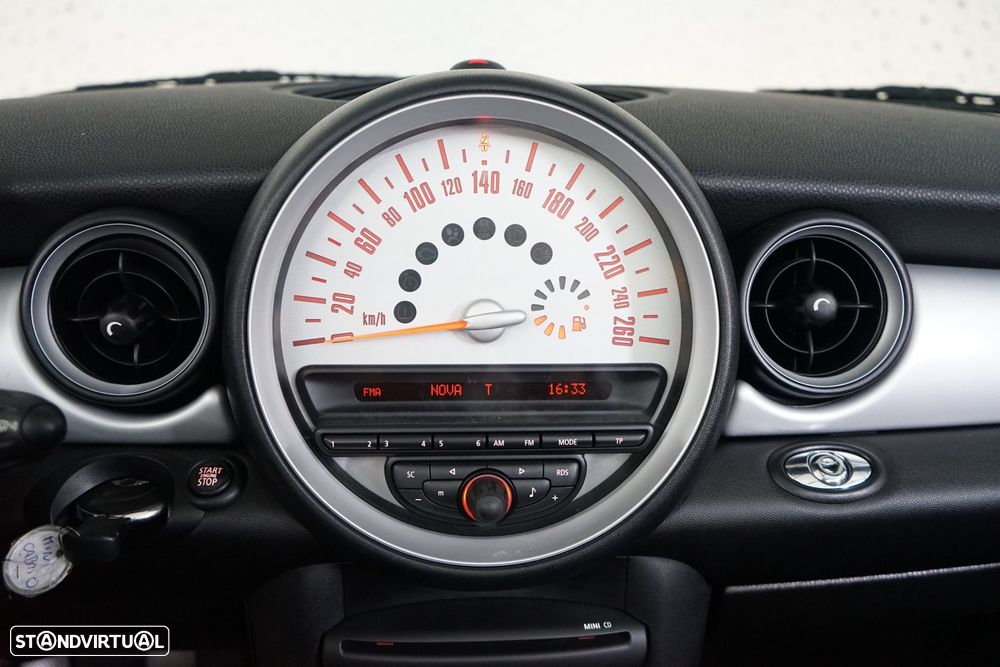 MINI Cabrio Cooper D - 22