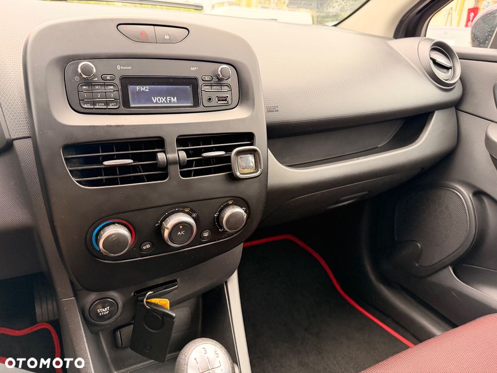 Renault Clio 1.2 16V Intens - 30