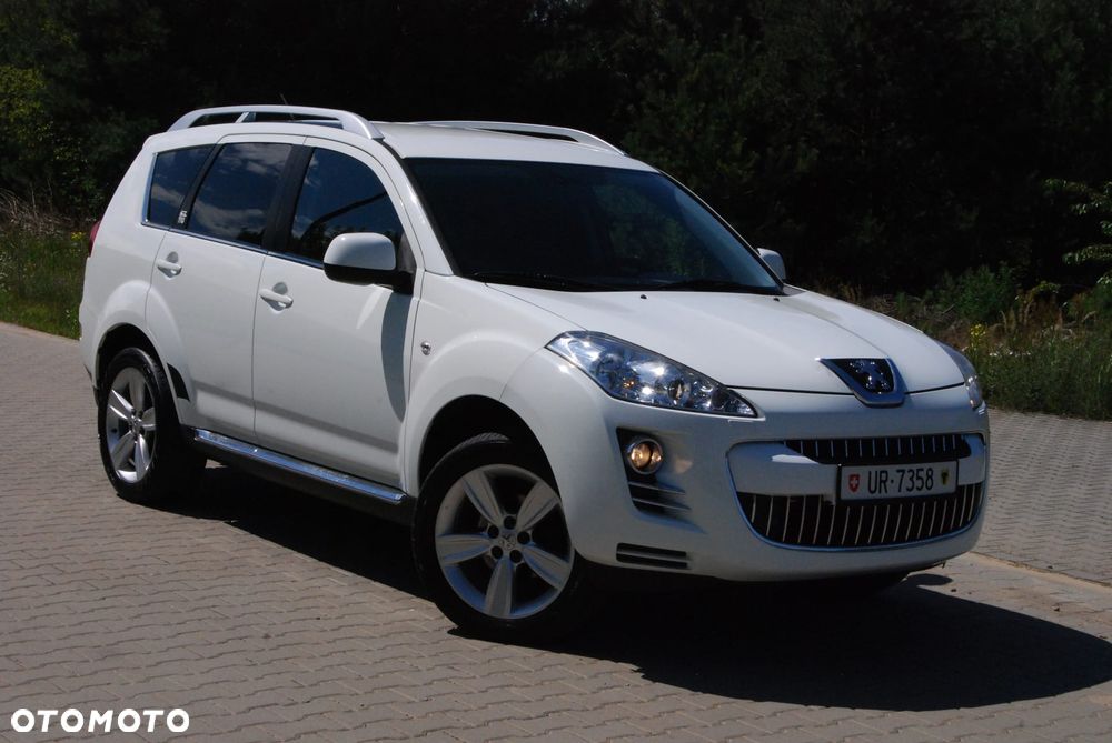 Peugeot 4007 - 10