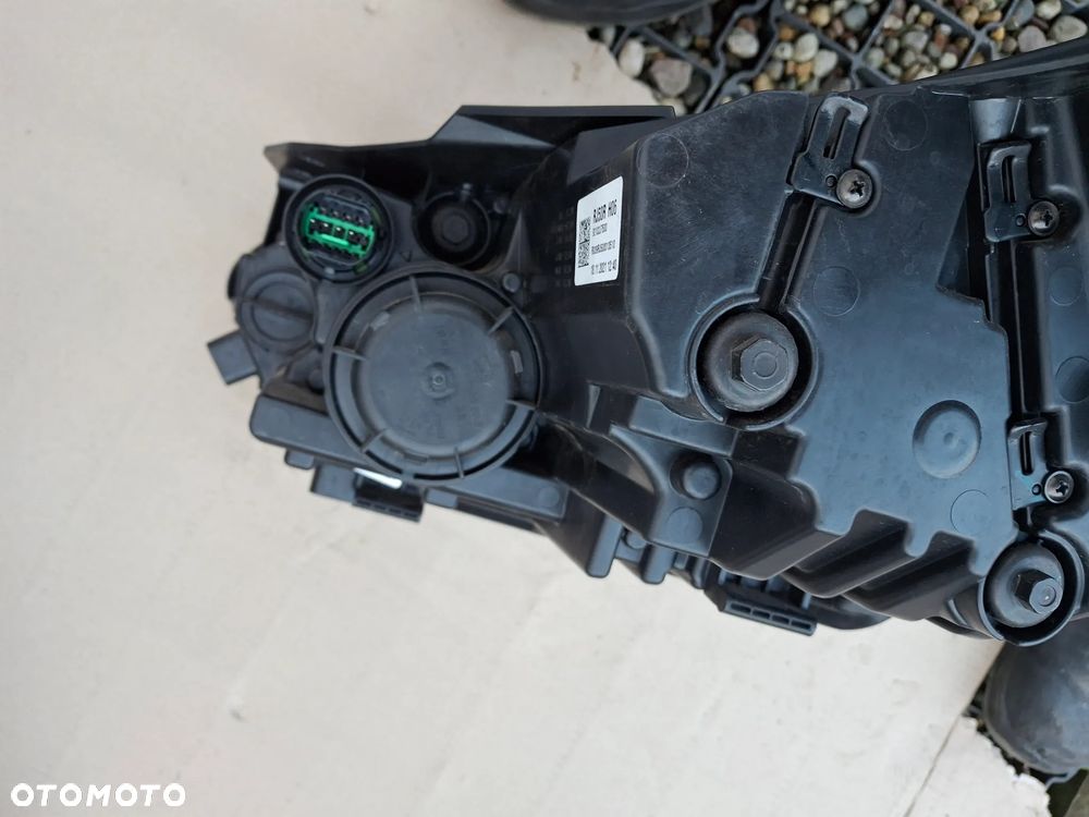 Lampa przednia lewa/prawa kia ceed III lift 2021 - 9