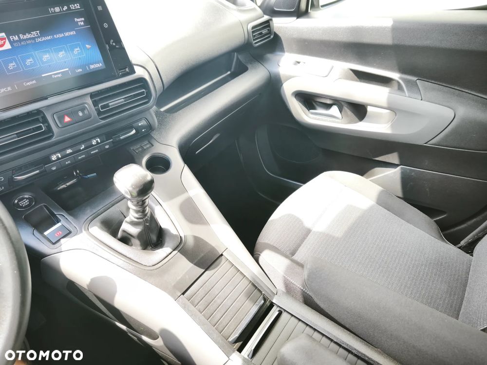 Toyota Proace City Verso 1.2 Turbo L1 Team Deutschland - 14