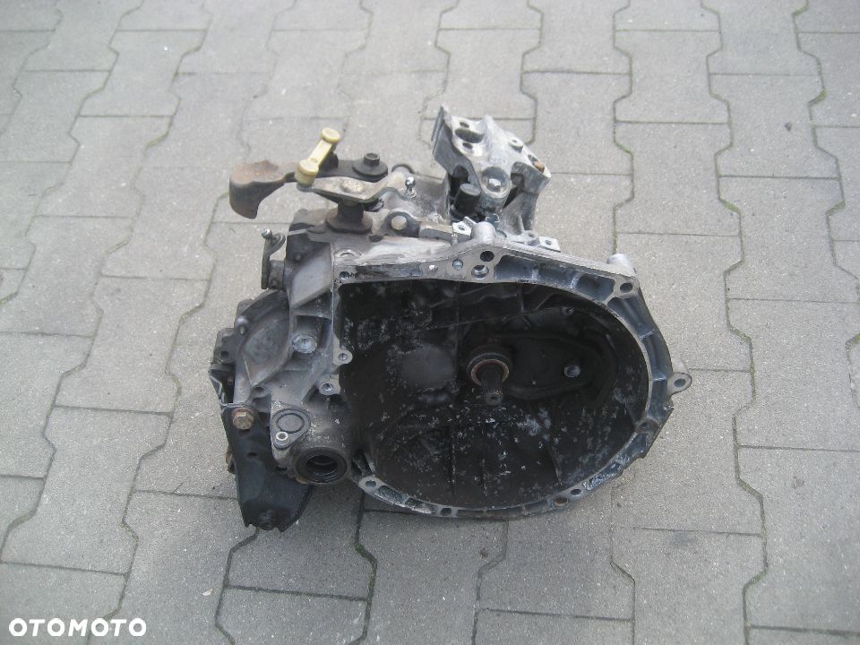 peugeot 207 06r-12r 1,4 vti 16v skrzynia biegów manualna 20cq74