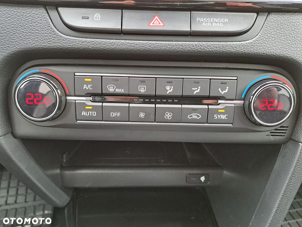 Kia ProCeed 1.5 T-GDI GT Line - 28