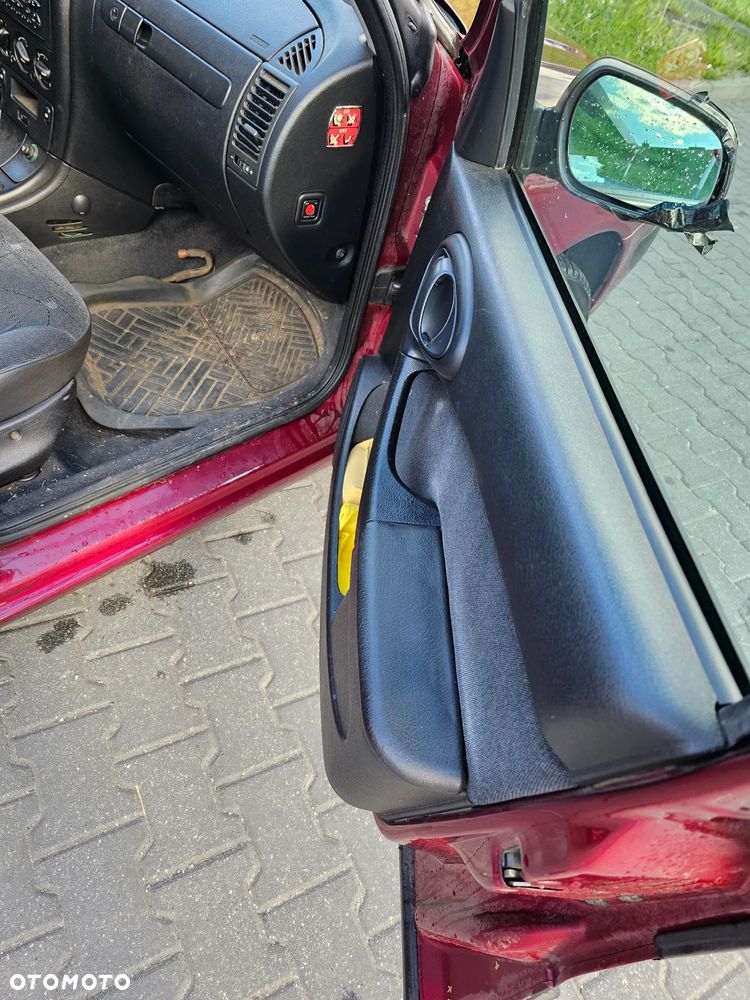 Citroën Xsara 1.6i SX - 13