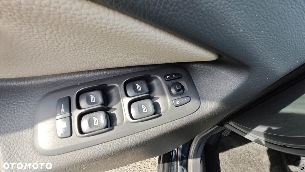 Volvo XC 90 D5 AWD Summum - 24