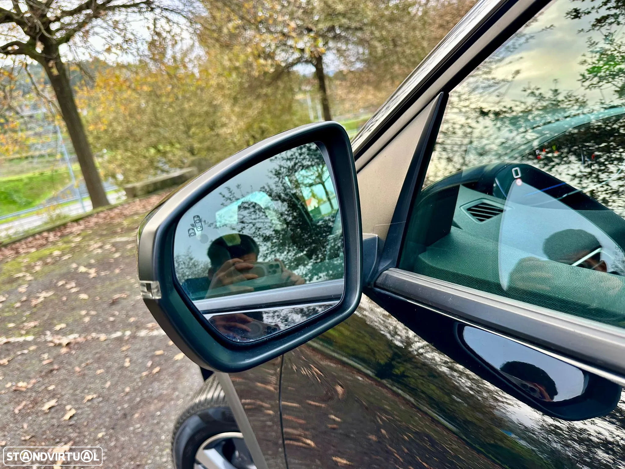 Peugeot 3008 1.5 BlueHDi Allure Pack EAT8 - 16