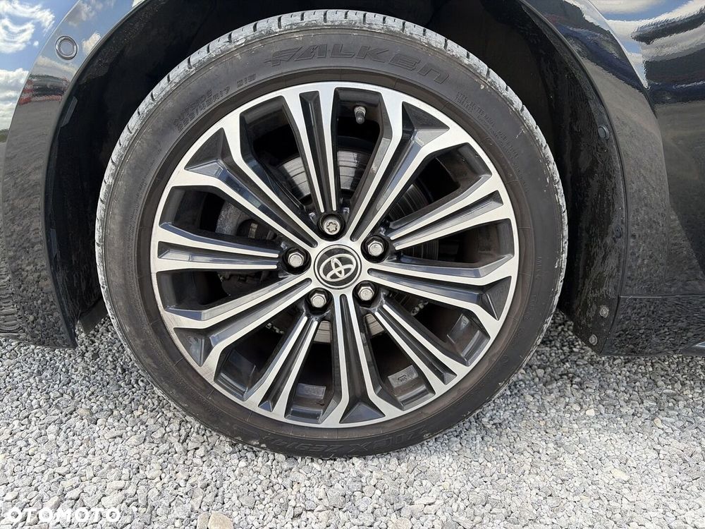 Toyota Corolla 2.0 Hybrid Comfort - 17