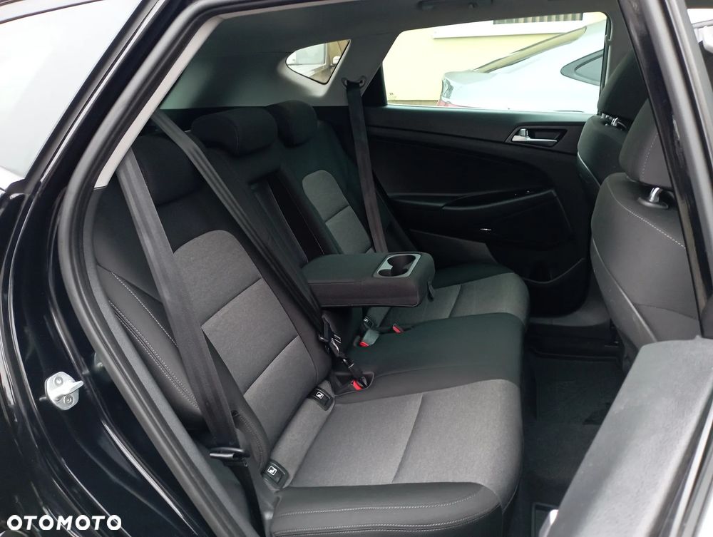 Hyundai Tucson 1.6 T-GDI Style 4WD DCT - 11