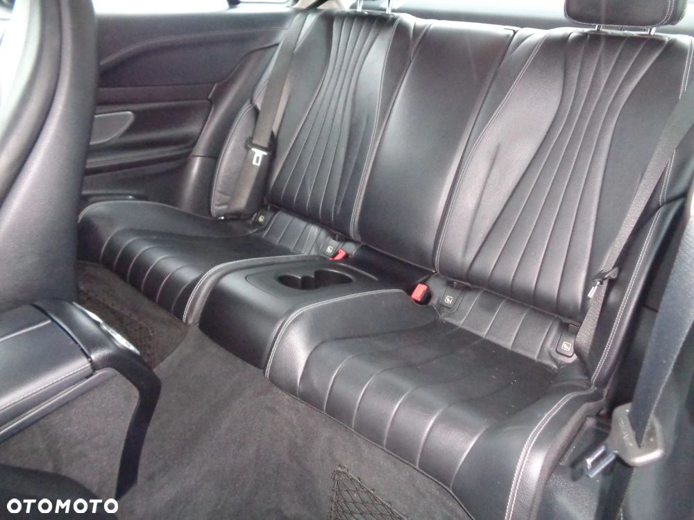 Mercedes-Benz Klasa E 200 9G-TRONIC Edition 1 - 9