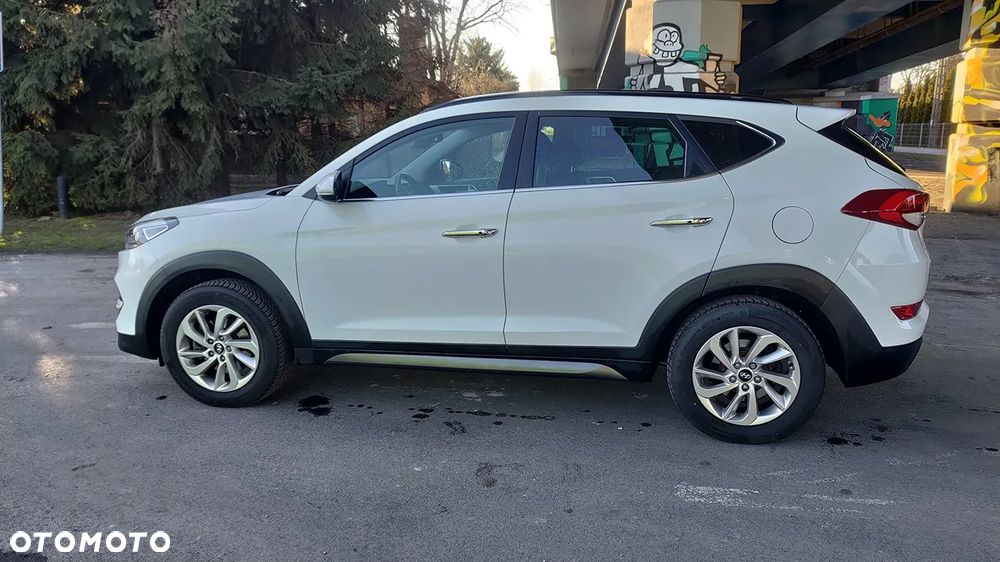 Hyundai Tucson blue 1.7 CRDi 2WD Passion Plus - 9