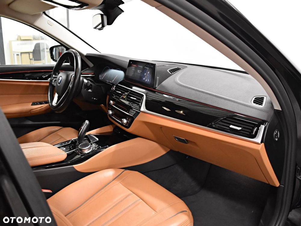 BMW Seria 5 520d mHEV Luxury Line - 12